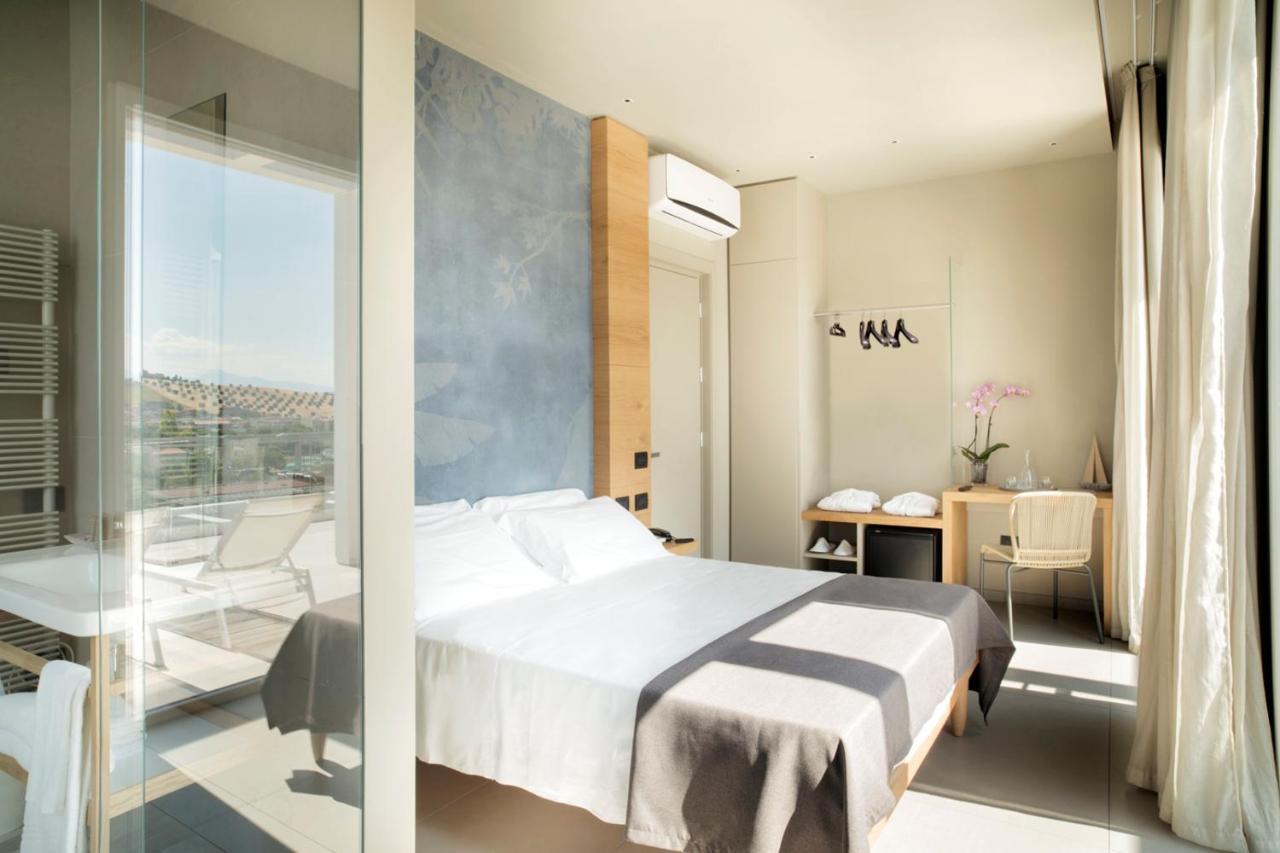 Hotel Bernard 산베네데토델트론토 외부 사진