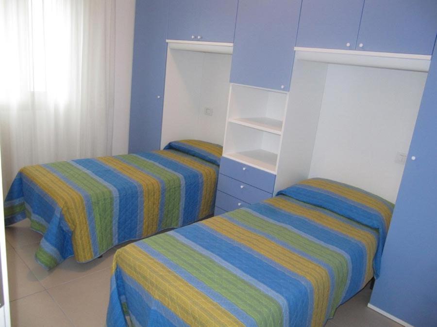 Hotel Bernard 산베네데토델트론토 객실 사진