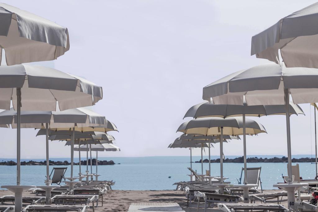 Hotel Bernard 산베네데토델트론토 외부 사진