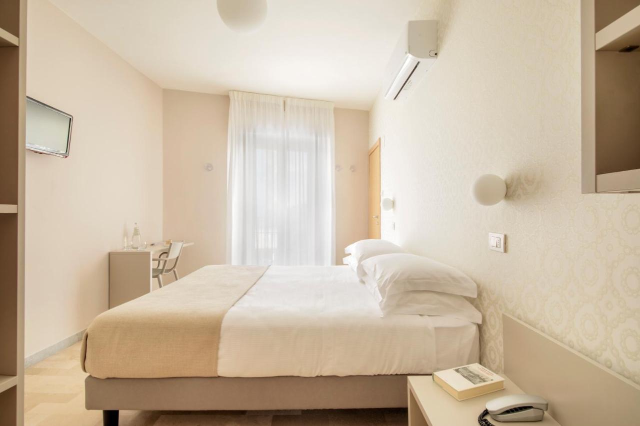 Hotel Bernard 산베네데토델트론토 외부 사진