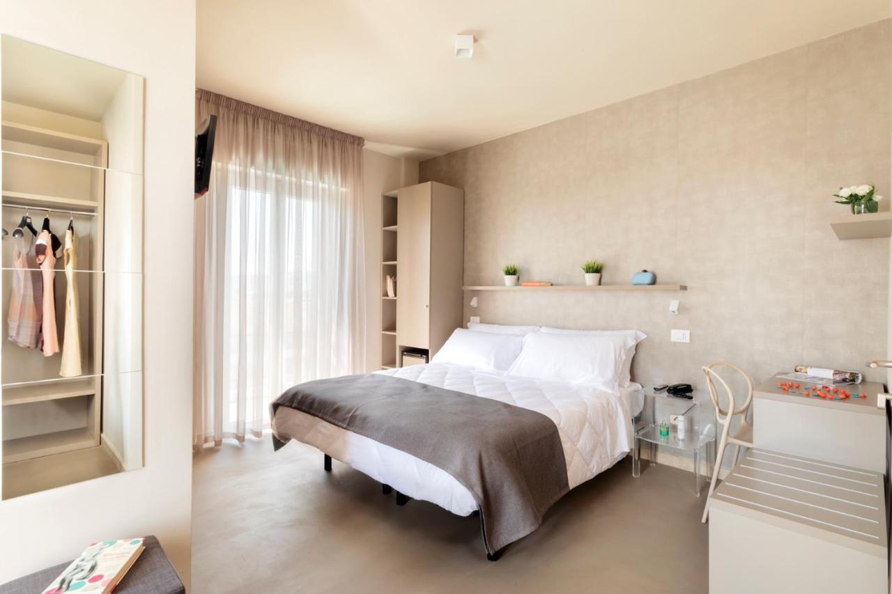 Hotel Bernard 산베네데토델트론토 외부 사진